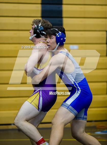 Thumbnail 2 in 24th Sam DeJohn Invitational Tournament photogallery.