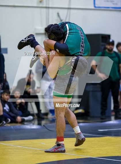 Thumbnail 3 in 24th Sam DeJohn Invitational Tournament photogallery.