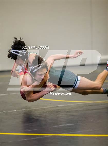 Thumbnail 2 in 24th Sam DeJohn Invitational Tournament photogallery.
