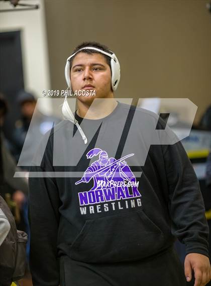Thumbnail 3 in 24th Sam DeJohn Invitational Tournament photogallery.