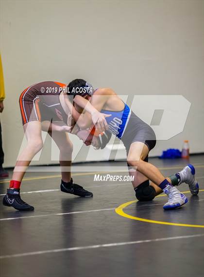 Thumbnail 2 in 24th Sam DeJohn Invitational Tournament photogallery.