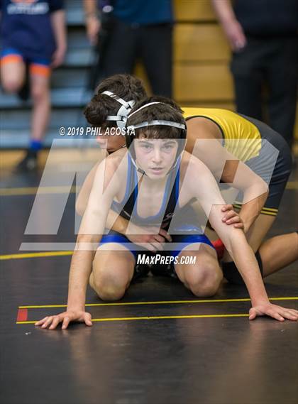 Thumbnail 1 in 24th Sam DeJohn Invitational Tournament photogallery.