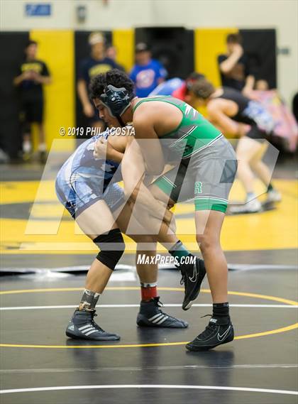 Thumbnail 1 in 24th Sam DeJohn Invitational Tournament photogallery.