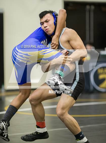 Thumbnail 3 in 24th Sam DeJohn Invitational Tournament photogallery.