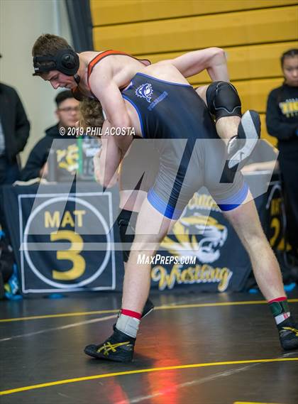 Thumbnail 1 in 24th Sam DeJohn Invitational Tournament photogallery.