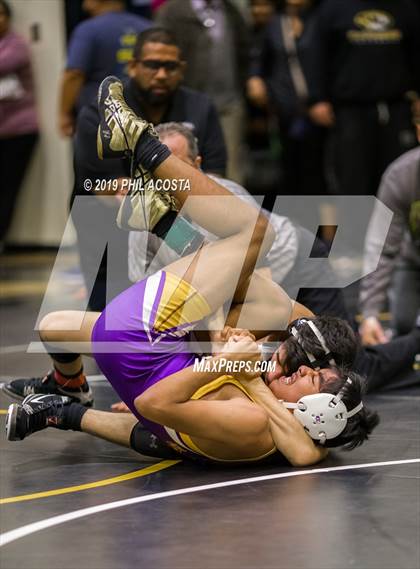 Thumbnail 3 in 24th Sam DeJohn Invitational Tournament photogallery.