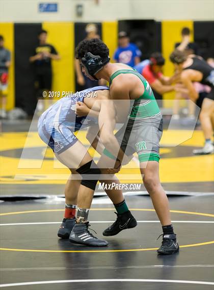 Thumbnail 3 in 24th Sam DeJohn Invitational Tournament photogallery.