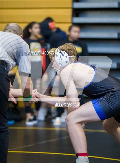 Thumbnail 2 in 24th Sam DeJohn Invitational Tournament photogallery.