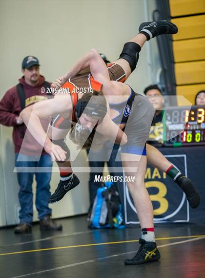 Thumbnail 3 in 24th Sam DeJohn Invitational Tournament photogallery.