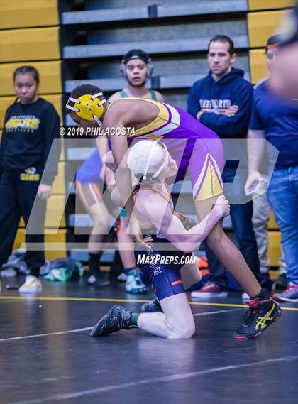 Thumbnail 1 in 24th Sam DeJohn Invitational Tournament photogallery.