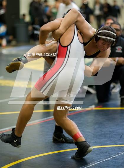 Thumbnail 3 in 24th Sam DeJohn Invitational Tournament photogallery.