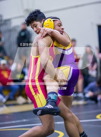 Thumbnail 3 in 24th Sam DeJohn Invitational Tournament photogallery.