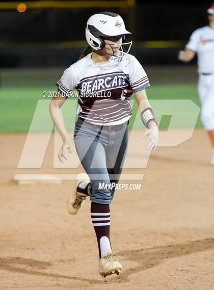 Thumbnail 3 in Ray vs Superior (AIA 1A Round 1 Playoff) photogallery.