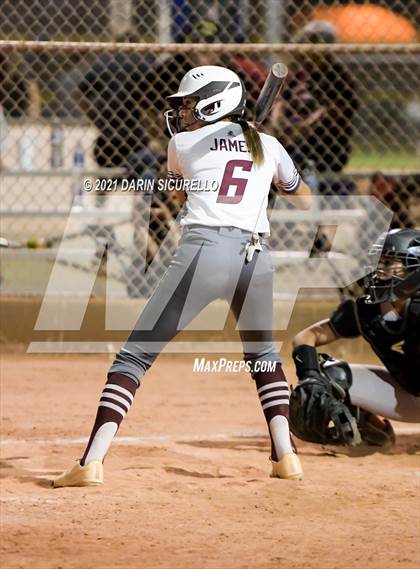 Thumbnail 3 in Ray vs Superior (AIA 1A Round 1 Playoff) photogallery.