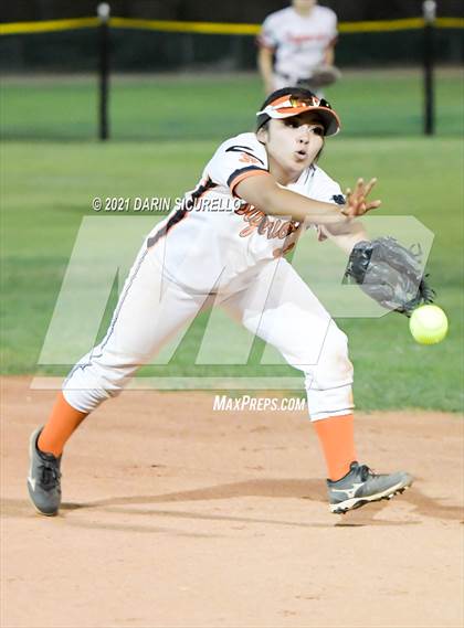 Thumbnail 3 in Ray vs Superior (AIA 1A Round 1 Playoff) photogallery.