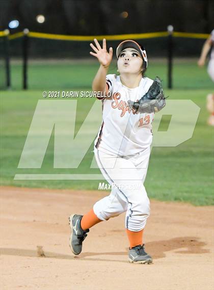Thumbnail 2 in Ray vs Superior (AIA 1A Round 1 Playoff) photogallery.