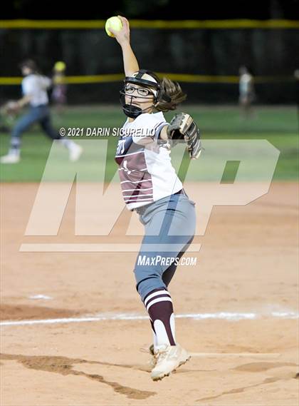 Thumbnail 1 in Ray vs Superior (AIA 1A Round 1 Playoff) photogallery.