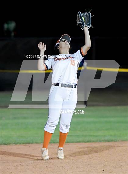 Thumbnail 3 in Ray vs Superior (AIA 1A Round 1 Playoff) photogallery.