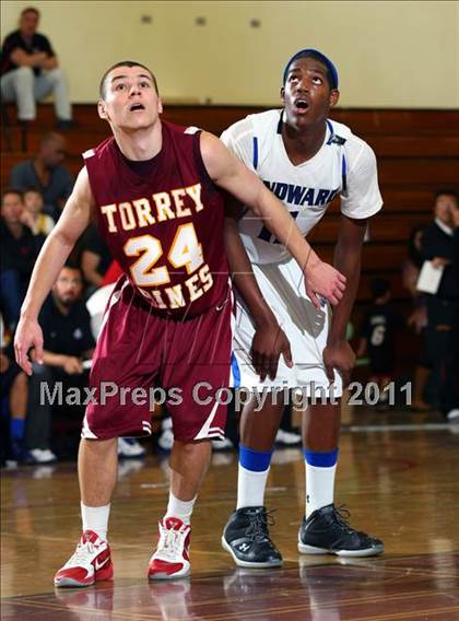 Thumbnail 1 in Torrey Pines vs. Windward (Fairfax State Preview Classic) photogallery.