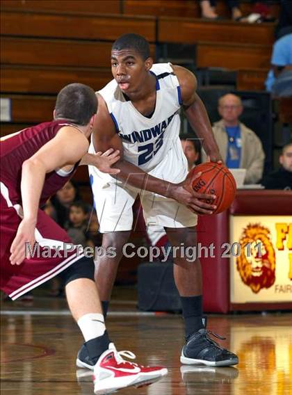 Thumbnail 2 in Torrey Pines vs. Windward (Fairfax State Preview Classic) photogallery.