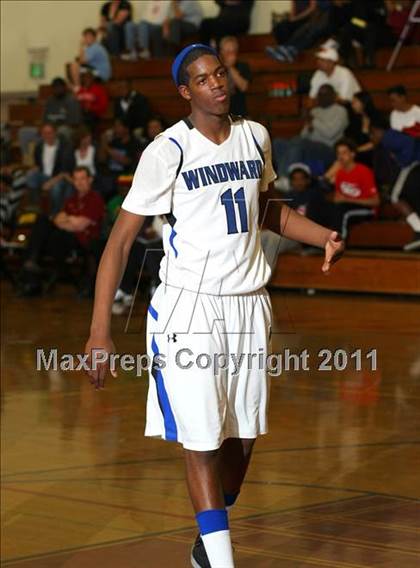 Thumbnail 2 in Torrey Pines vs. Windward (Fairfax State Preview Classic) photogallery.