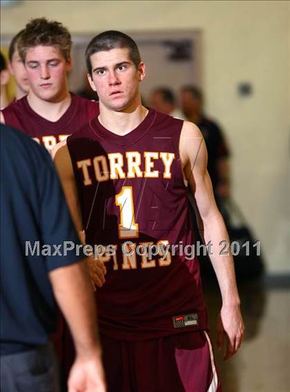 Thumbnail 2 in Torrey Pines vs. Windward (Fairfax State Preview Classic) photogallery.