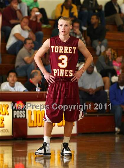 Thumbnail 2 in Torrey Pines vs. Windward (Fairfax State Preview Classic) photogallery.