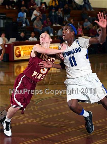 Thumbnail 1 in Torrey Pines vs. Windward (Fairfax State Preview Classic) photogallery.