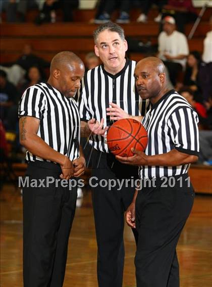 Thumbnail 1 in Torrey Pines vs. Windward (Fairfax State Preview Classic) photogallery.