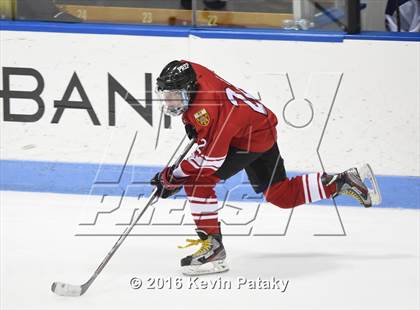 Thumbnail 3 in Fairfield Prep vs. Darien (CIAC D1 Final) photogallery.