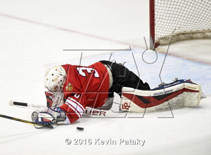 Thumbnail 3 in Fairfield Prep vs. Darien (CIAC D1 Final) photogallery.