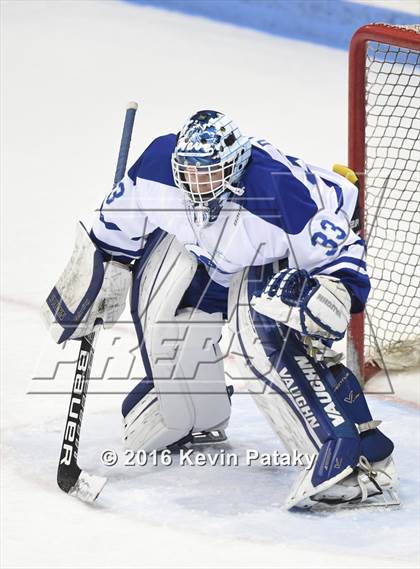 Thumbnail 3 in Fairfield Prep vs. Darien (CIAC D1 Final) photogallery.