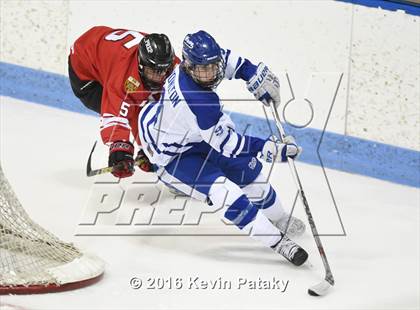 Thumbnail 3 in Fairfield Prep vs. Darien (CIAC D1 Final) photogallery.