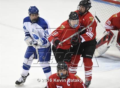 Thumbnail 3 in Fairfield Prep vs. Darien (CIAC D1 Final) photogallery.