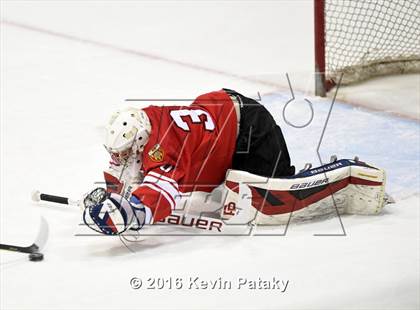 Thumbnail 2 in Fairfield Prep vs. Darien (CIAC D1 Final) photogallery.