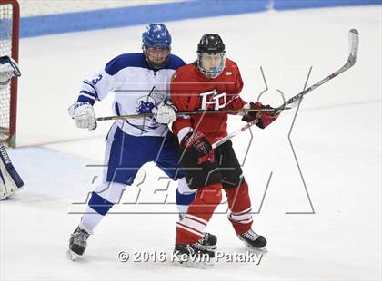 Thumbnail 3 in Fairfield Prep vs. Darien (CIAC D1 Final) photogallery.