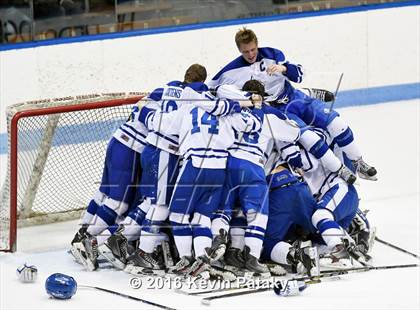 Thumbnail 3 in Fairfield Prep vs. Darien (CIAC D1 Final) photogallery.