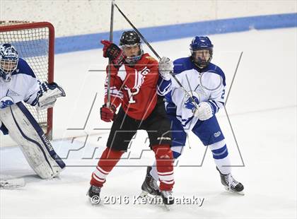 Thumbnail 3 in Fairfield Prep vs. Darien (CIAC D1 Final) photogallery.