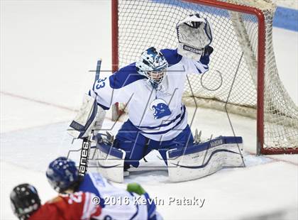 Thumbnail 3 in Fairfield Prep vs. Darien (CIAC D1 Final) photogallery.