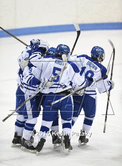 Thumbnail 1 in Fairfield Prep vs. Darien (CIAC D1 Final) photogallery.