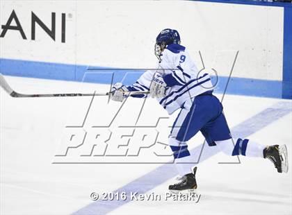 Thumbnail 3 in Fairfield Prep vs. Darien (CIAC D1 Final) photogallery.