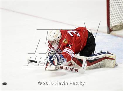 Thumbnail 1 in Fairfield Prep vs. Darien (CIAC D1 Final) photogallery.