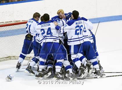 Thumbnail 1 in Fairfield Prep vs. Darien (CIAC D1 Final) photogallery.
