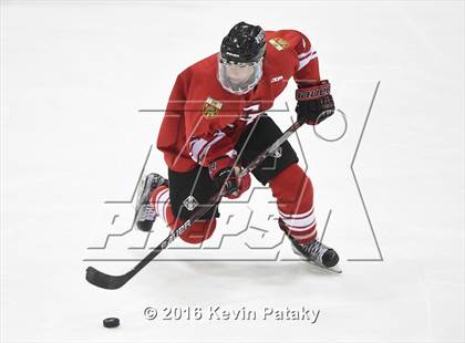 Thumbnail 2 in Fairfield Prep vs. Darien (CIAC D1 Final) photogallery.