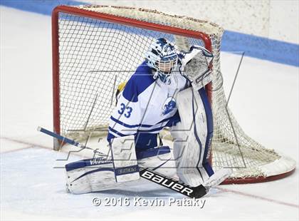 Thumbnail 2 in Fairfield Prep vs. Darien (CIAC D1 Final) photogallery.