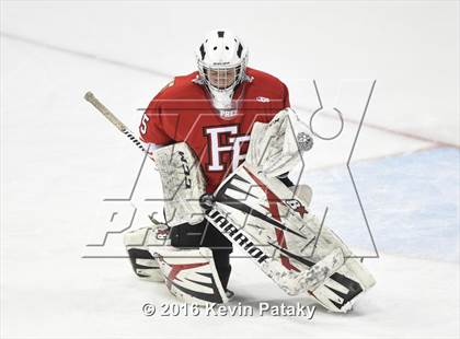 Thumbnail 2 in Fairfield Prep vs. Darien (CIAC D1 Final) photogallery.