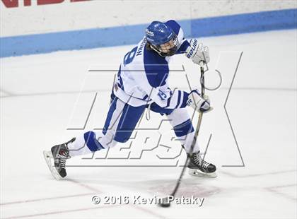 Thumbnail 3 in Fairfield Prep vs. Darien (CIAC D1 Final) photogallery.