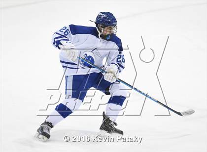 Thumbnail 1 in Fairfield Prep vs. Darien (CIAC D1 Final) photogallery.