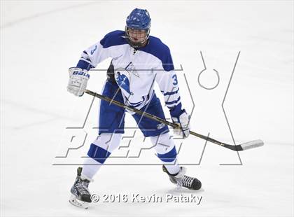 Thumbnail 1 in Fairfield Prep vs. Darien (CIAC D1 Final) photogallery.