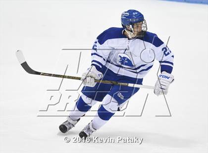 Thumbnail 2 in Fairfield Prep vs. Darien (CIAC D1 Final) photogallery.